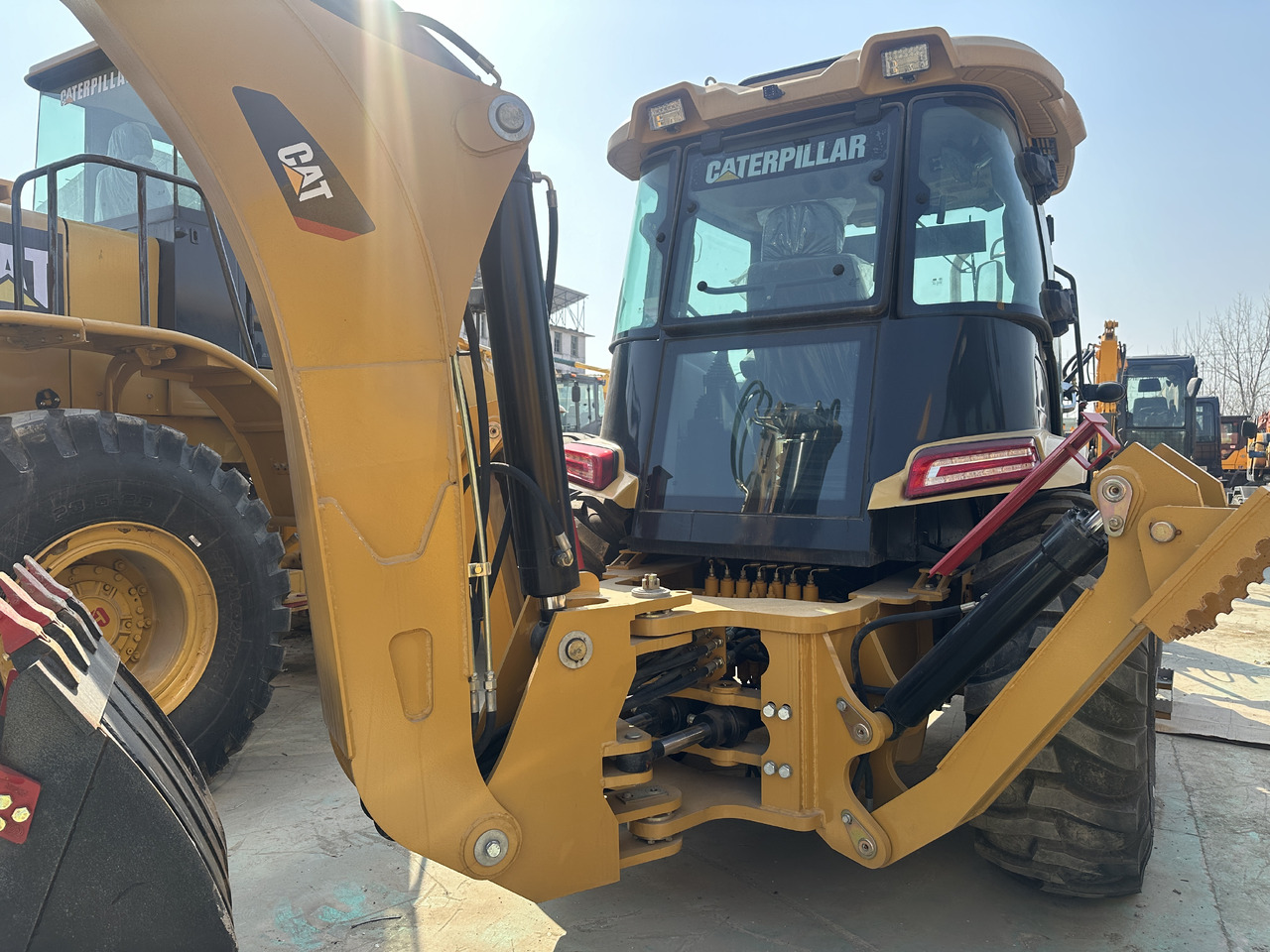 反铲装载机 CATERPILLAR 420F:图8 反铲装载机 CATERPILLAR 420F:图8