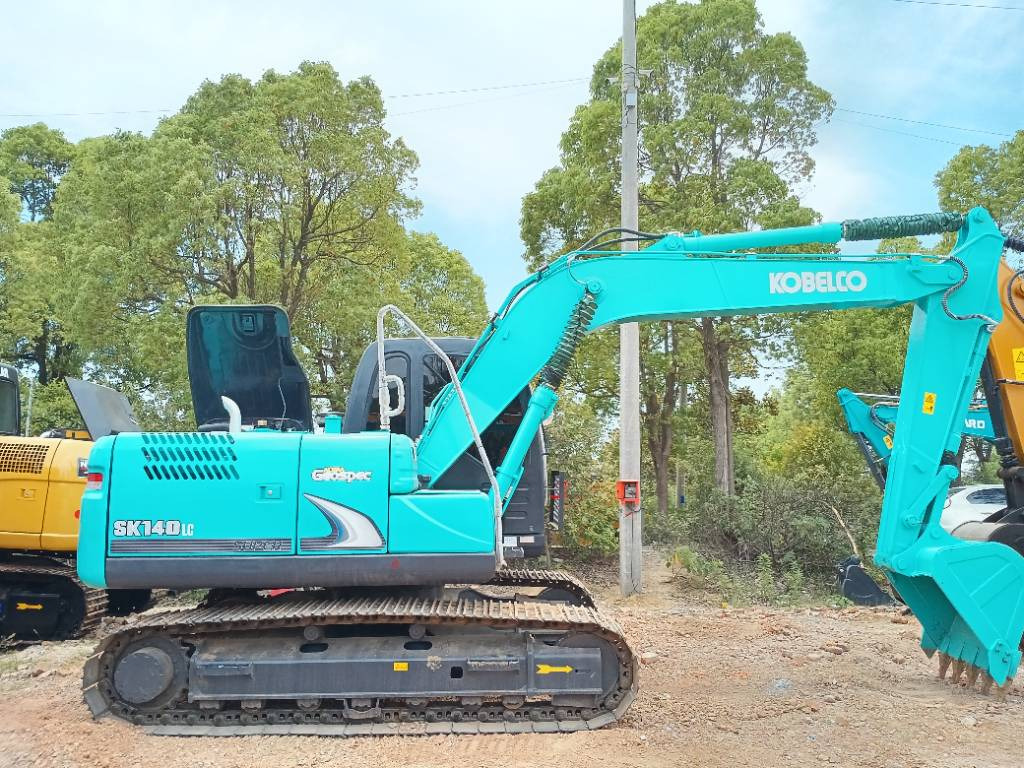 KOBELCO SK140 - 履带式挖掘机:图5 KOBELCO SK140 - 履带式挖掘机:图5