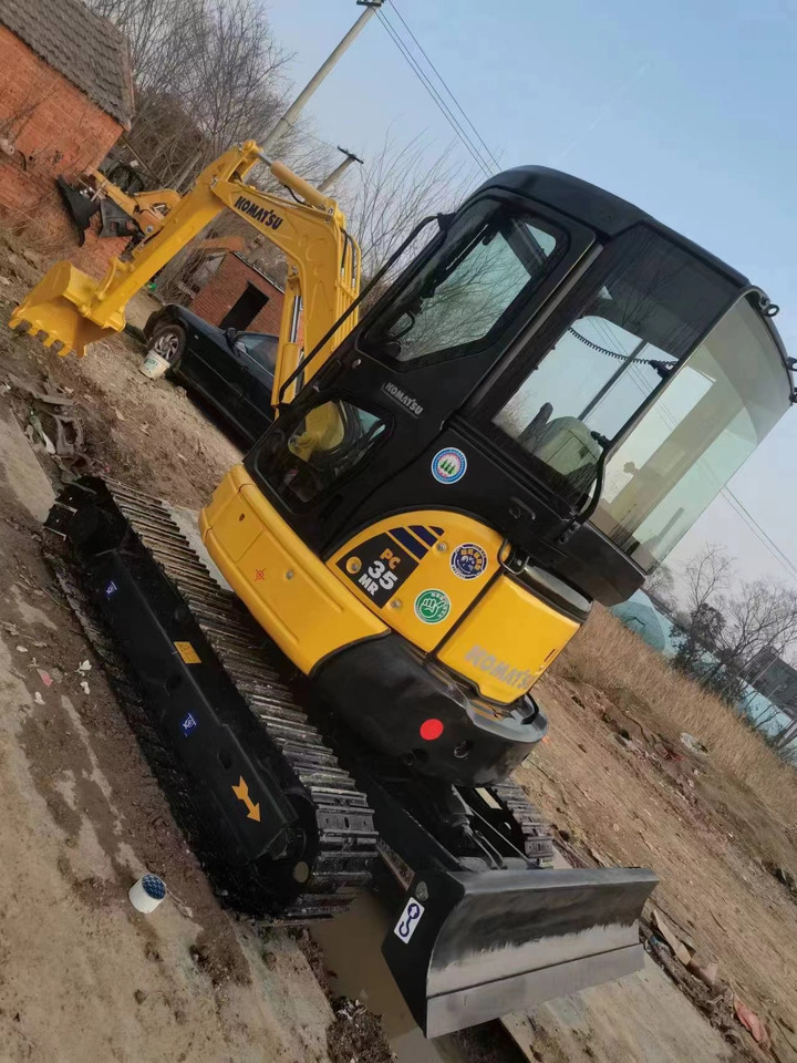 KOMATSU PC 35 MR - 小型挖掘机:图2 KOMATSU PC 35 MR - 小型挖掘机:图2