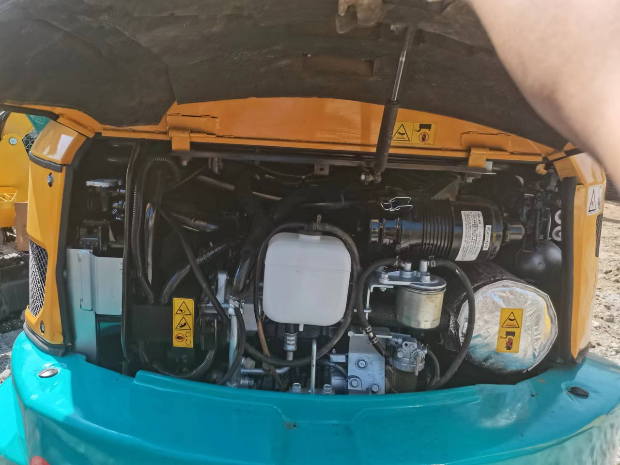 KUBOTA KX135 - 履带式挖掘机:图5 KUBOTA KX135 - 履带式挖掘机:图5