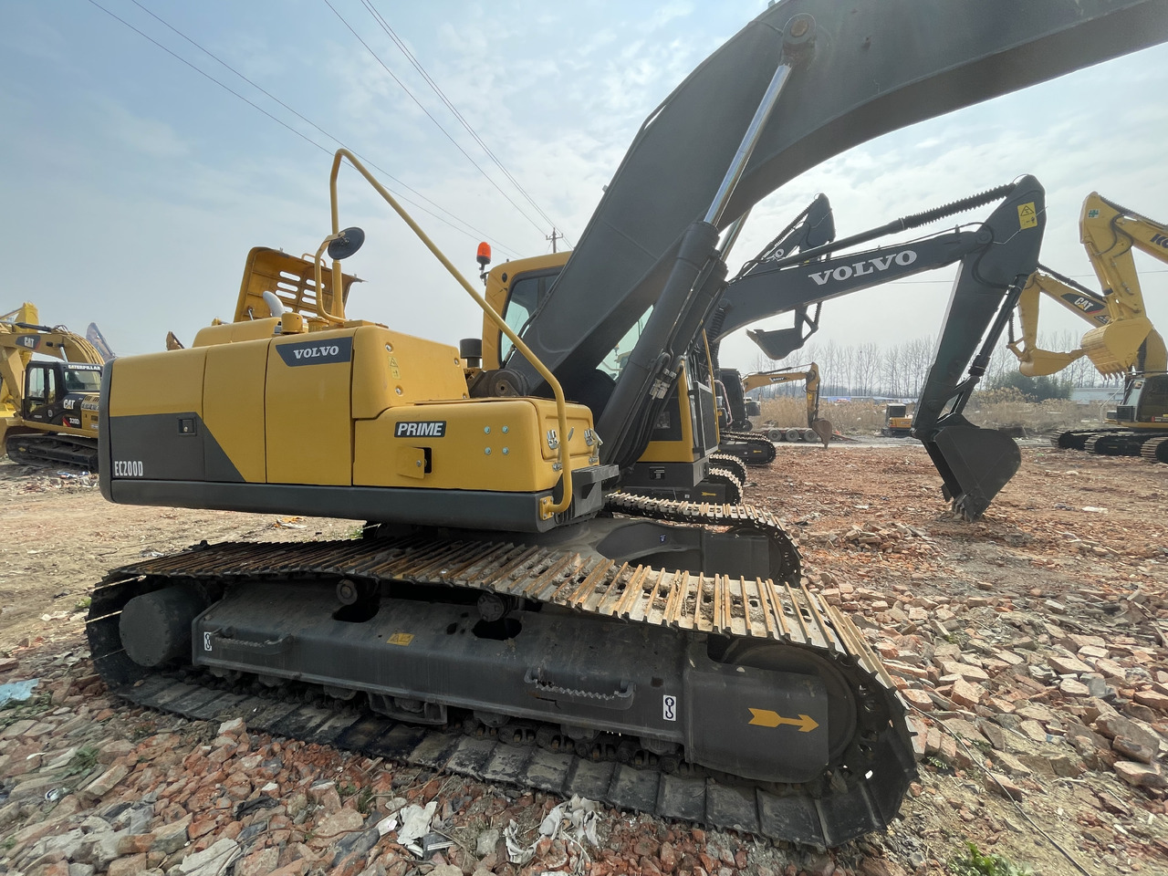 VOLVO EC200D - 履带式挖掘机:图2 VOLVO EC200D - 履带式挖掘机:图2