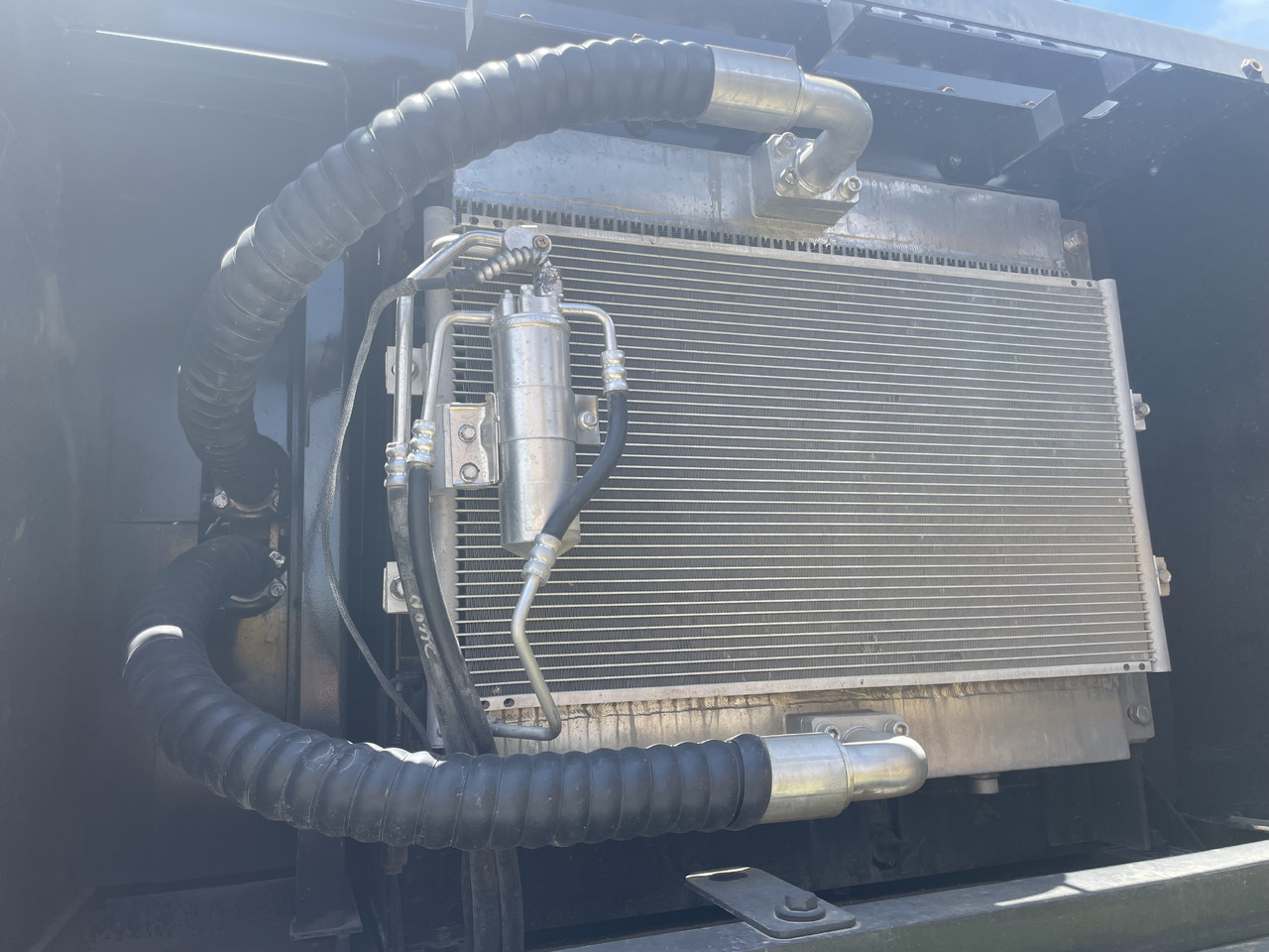 VOLVO EC240 - 履带式挖掘机:图5 VOLVO EC240 - 履带式挖掘机:图5