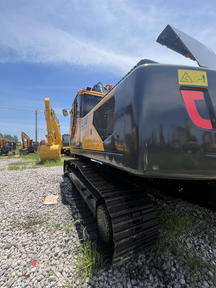 Volvo EC300DL - 履带式挖掘机:图4 Volvo EC300DL - 履带式挖掘机:图4