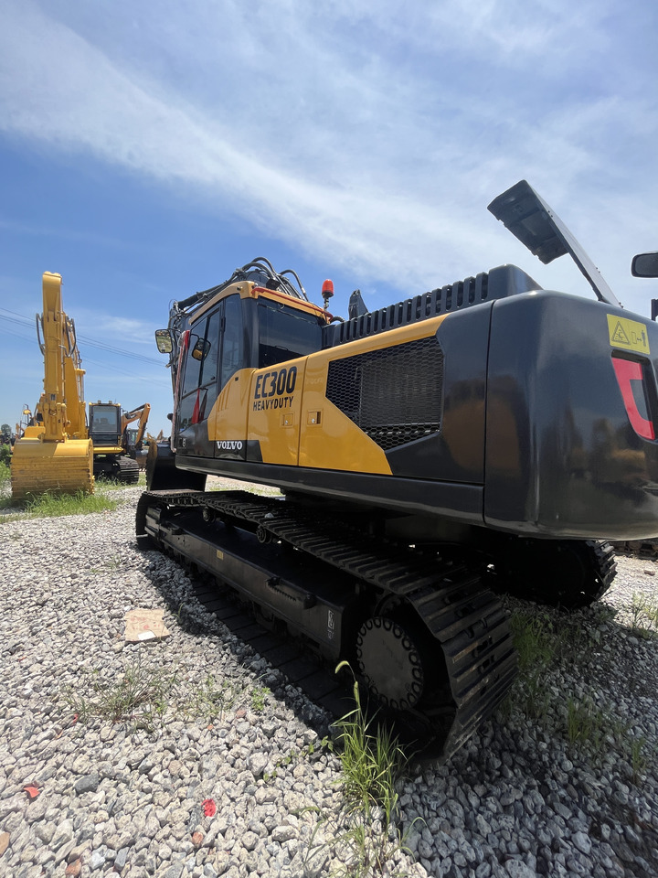 Volvo EC300DL - 履带式挖掘机:图5 Volvo EC300DL - 履带式挖掘机:图5