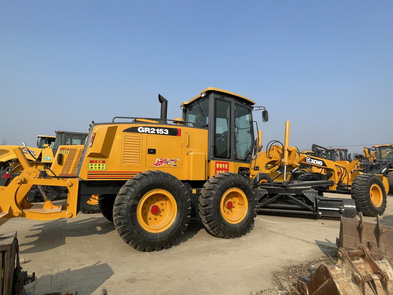 XCMG GR2153 - 平路机:图2 XCMG GR2153 - 平路机:图2