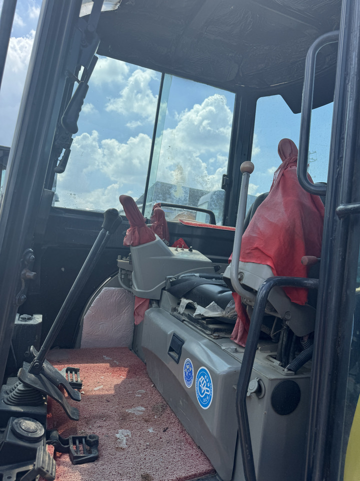 YANMAR VIO35-6 - 小型挖掘机:图5 YANMAR VIO35-6 - 小型挖掘机:图5