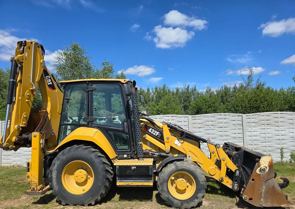 反铲装载机 Caterpillar：图8