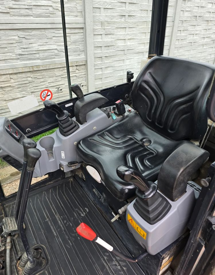 Kubota - 小型挖掘机:图3 Kubota - 小型挖掘机:图3