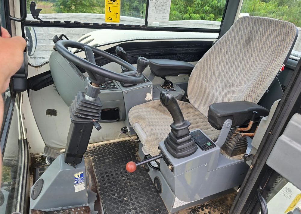 Terex - 轮式挖掘机:图2 Terex - 轮式挖掘机:图2