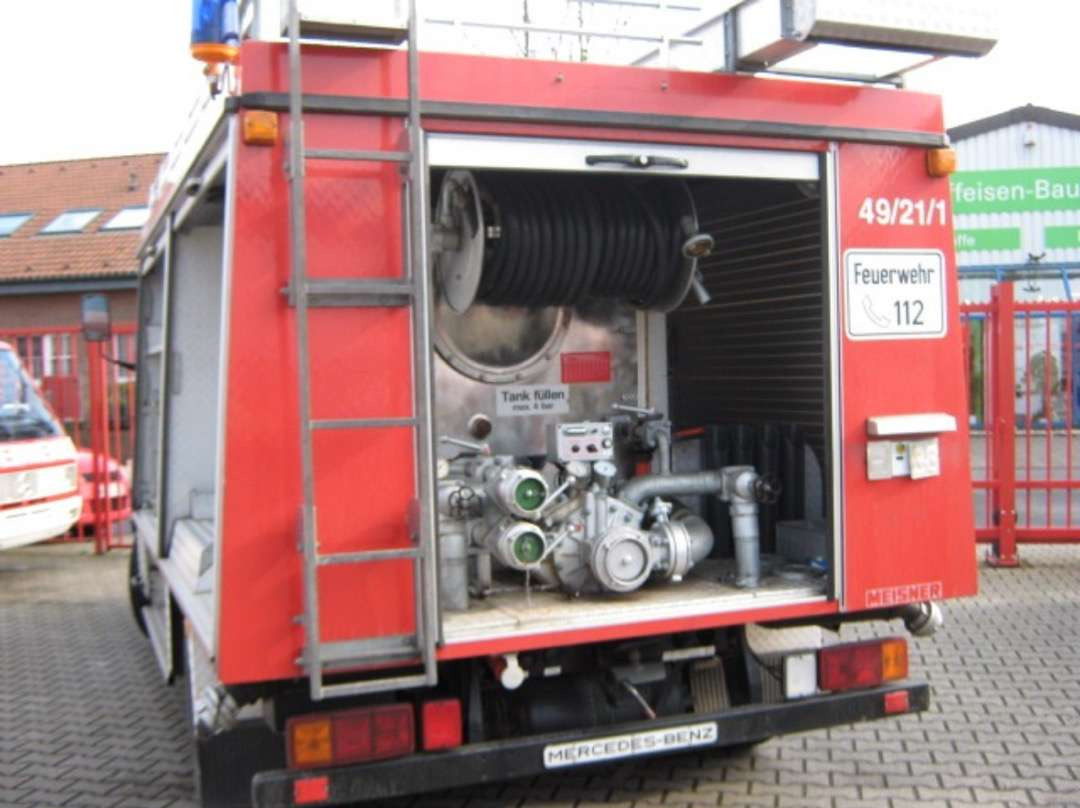 1989 Mercedes-Benz 814 / Redningsbil - 消防车:图4 1989 Mercedes-Benz 814 / Redningsbil - 消防车:图4