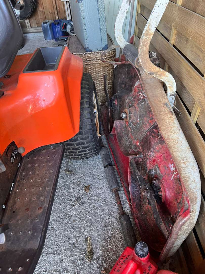 Ariens GT 17 Sitteklipper med kraftuttak (rep.-objekt) - 园林割草机:图5 Ariens GT 17 Sitteklipper med kraftuttak (rep.-objekt) - 园林割草机:图5