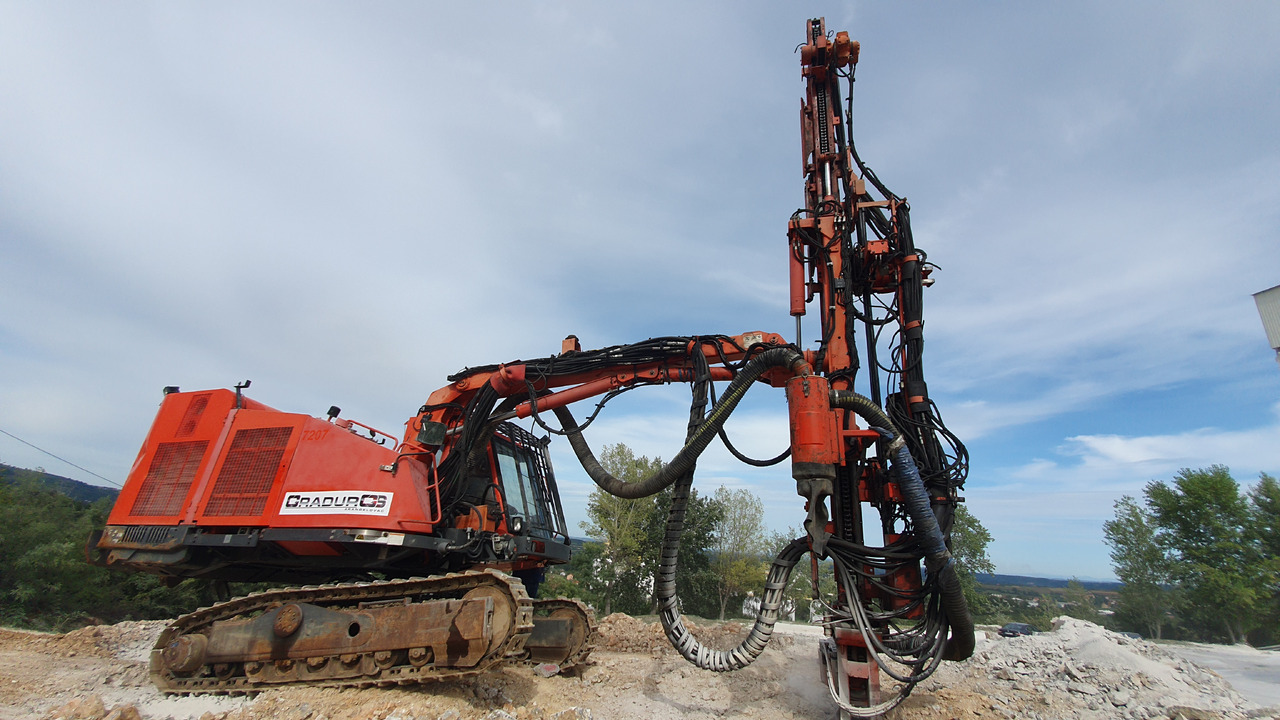 钻机 SANDVIK Ranger DX780：图42