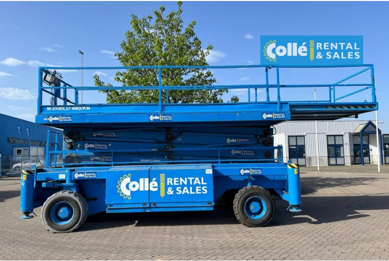 Holland lift M 250 DL 27 | 2003 - 剪式升降机:图2 Holland lift M 250 DL 27 | 2003 - 剪式升降机:图2
