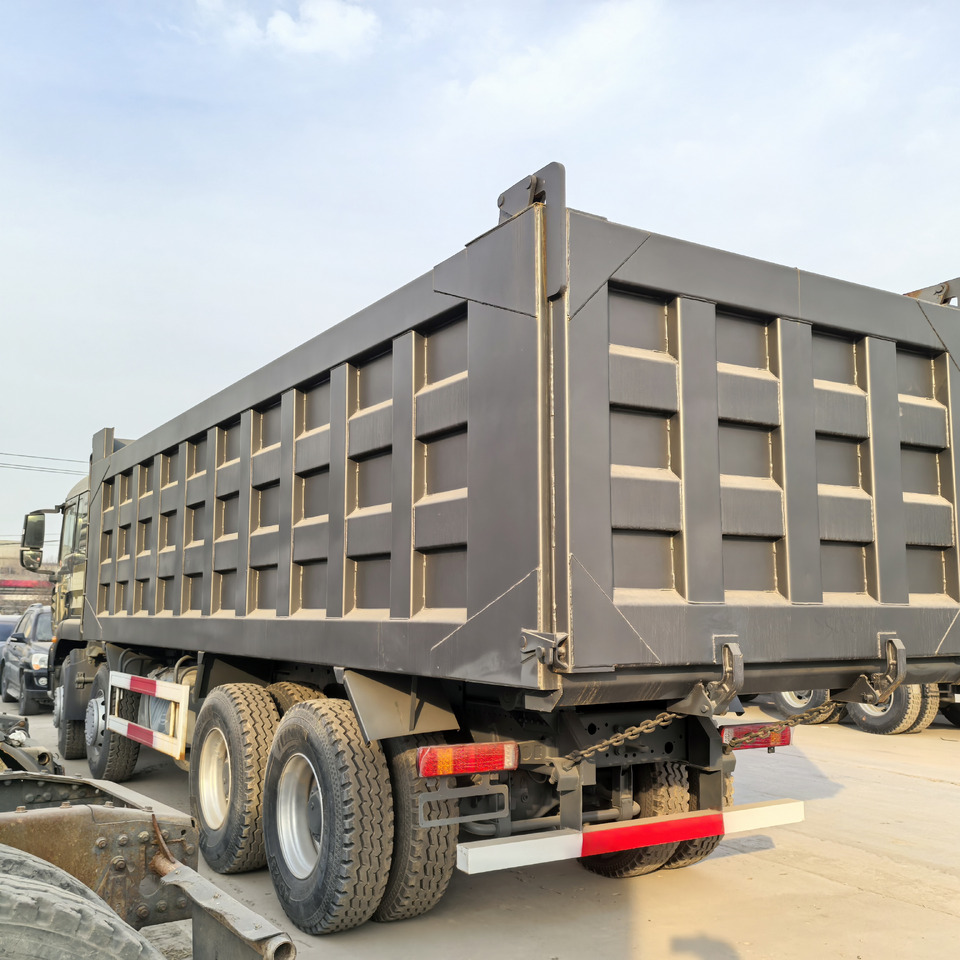 HOWO - 翻斗车:图5 HOWO - 翻斗车:图5