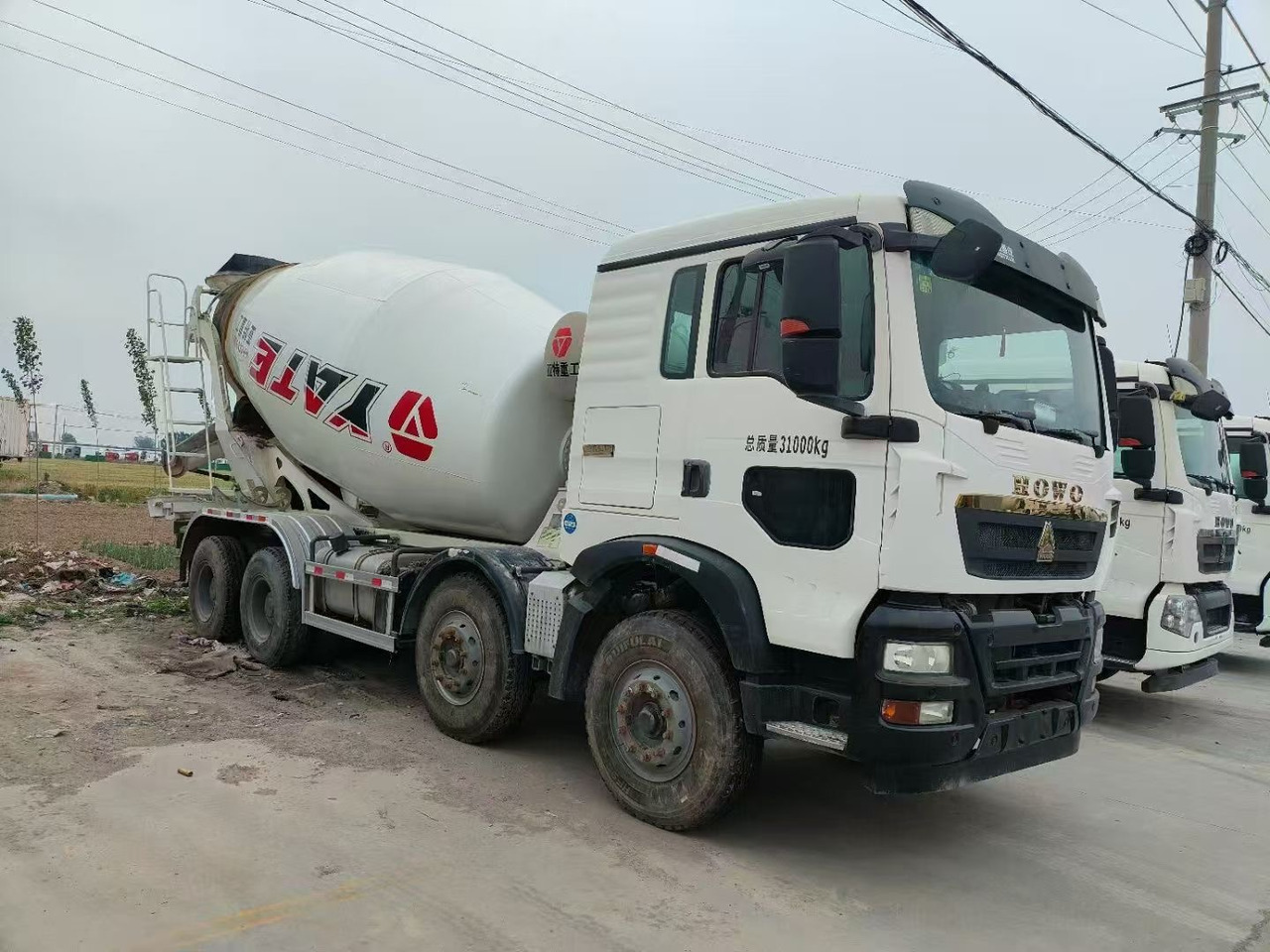Howo - 混凝土搅拌车:图2 Howo - 混凝土搅拌车:图2