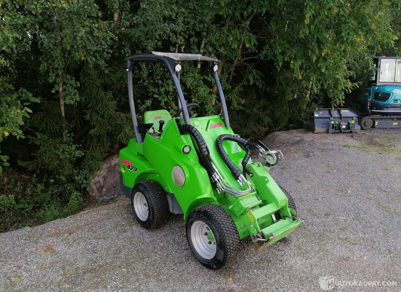 Avant 423, 2020, Diesel, 1 100h, Masku - 建筑机械:图1 Avant 423, 2020, Diesel, 1 100h, Masku - 建筑机械:图1