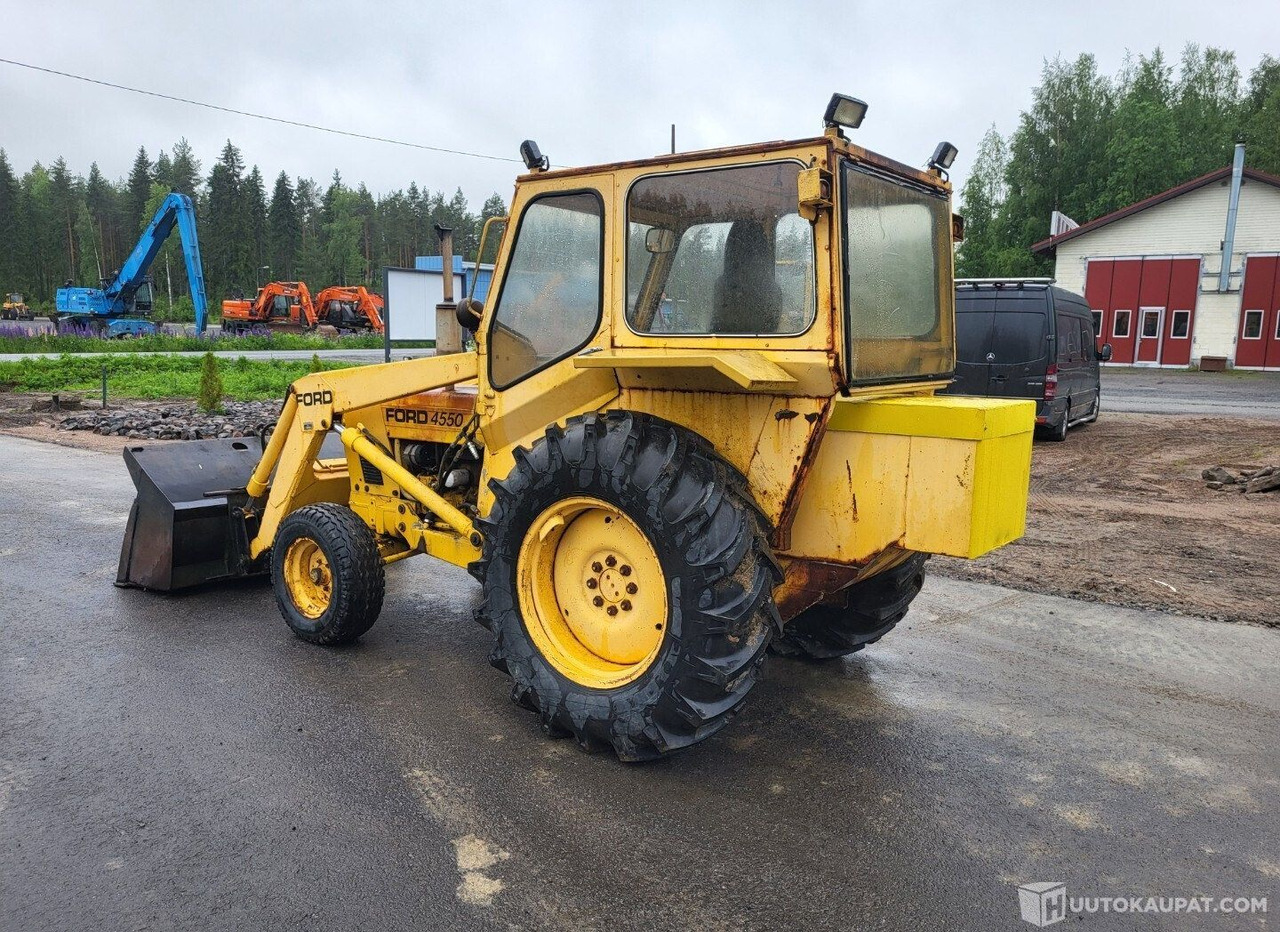 Ford 4550, 1971, Diesel Traktori + etukuormaaja MTK25, Virrat - 拖拉机:图2 Ford 4550, 1971, Diesel Traktori + etukuormaaja MTK25, Virrat - 拖拉机:图2