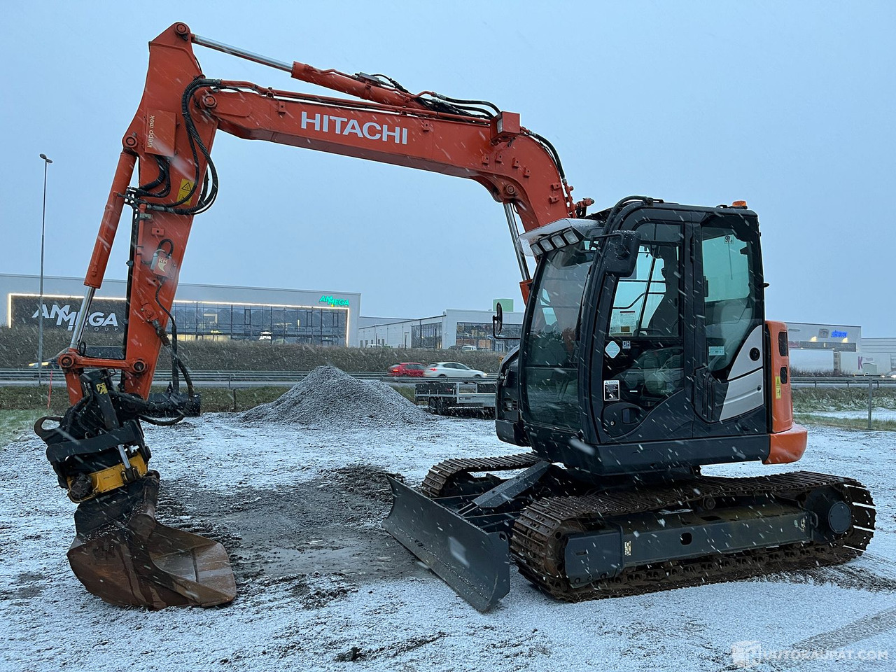 Hitachi ZX85US-5, vm. 2014, 3 kauhaa, Pirkkala - 小型挖掘机:图3 Hitachi ZX85US-5, vm. 2014, 3 kauhaa, Pirkkala - 小型挖掘机:图3