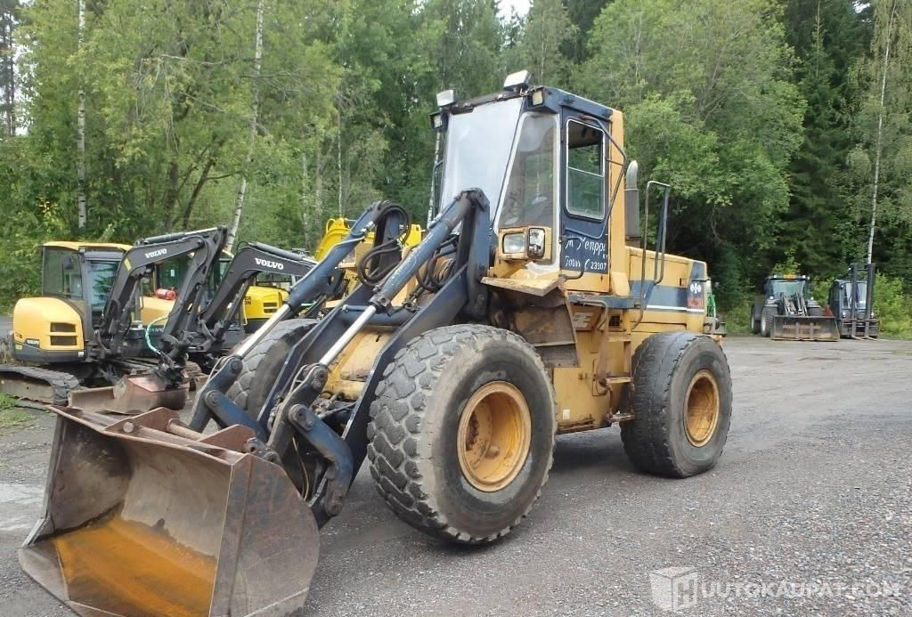 Komatsu WA 250-1, 1987, 27 501 h Pyöräkuormaaja, Forssa - 轮式装载机:图1 Komatsu WA 250-1, 1987, 27 501 h Pyöräkuormaaja, Forssa - 轮式装载机:图1