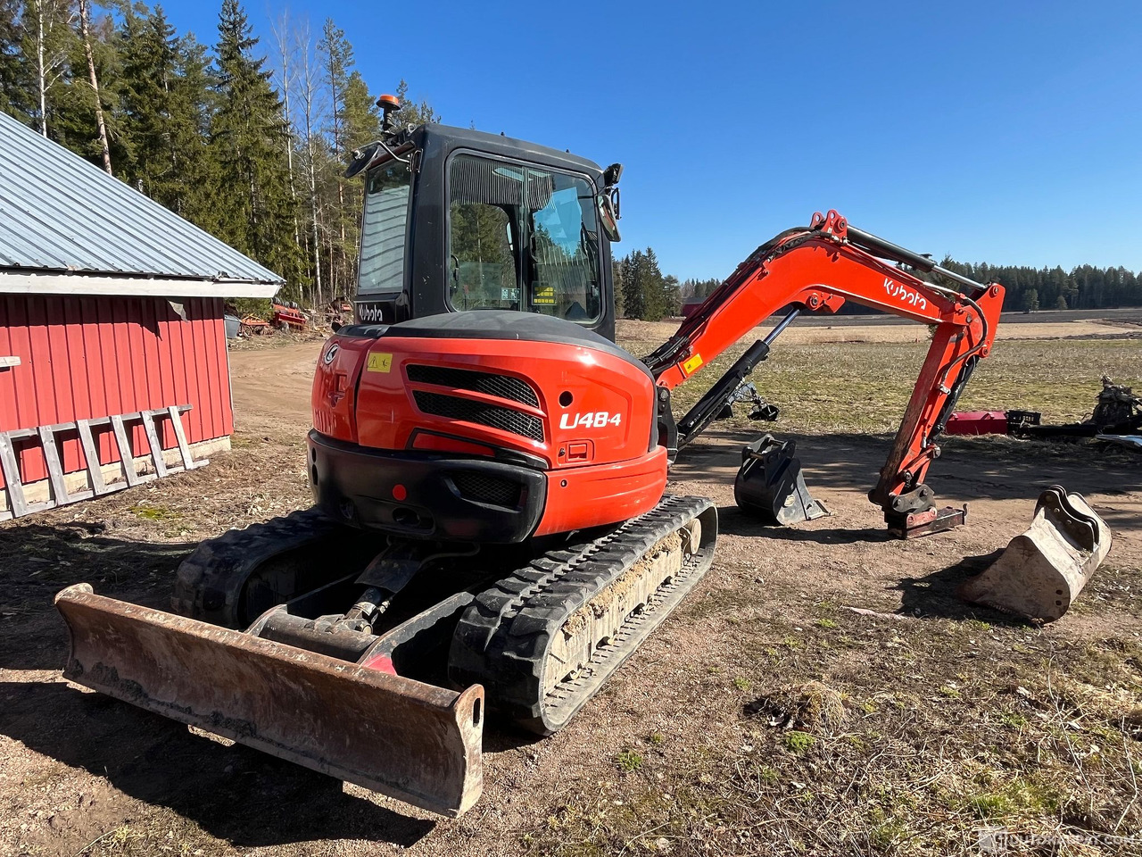 Kubota 48-4, kaivinkone kahdella kauhalla, 2015, Kouvola - 小型挖掘机:图3 Kubota 48-4, kaivinkone kahdella kauhalla, 2015, Kouvola - 小型挖掘机:图3