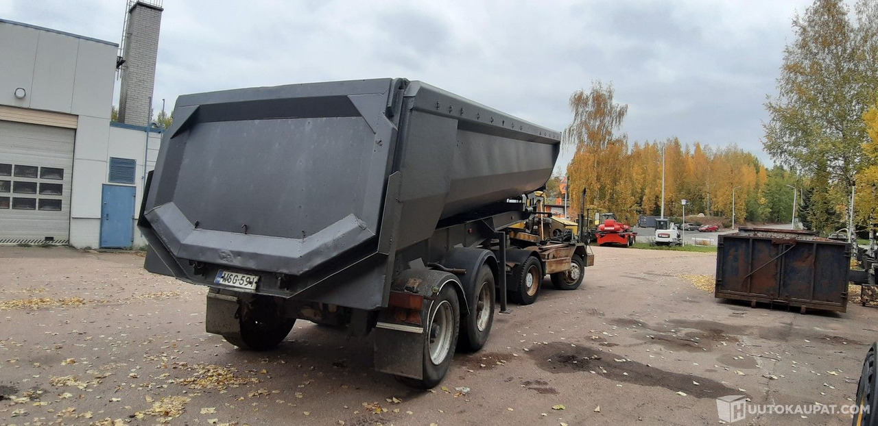 Langendorf SKS-HS 18/27 maansiirto puoliperävaunu, 1998, Kouvola - 翻斗半拖车:图4 Langendorf SKS-HS 18/27 maansiirto puoliperävaunu, 1998, Kouvola - 翻斗半拖车:图4