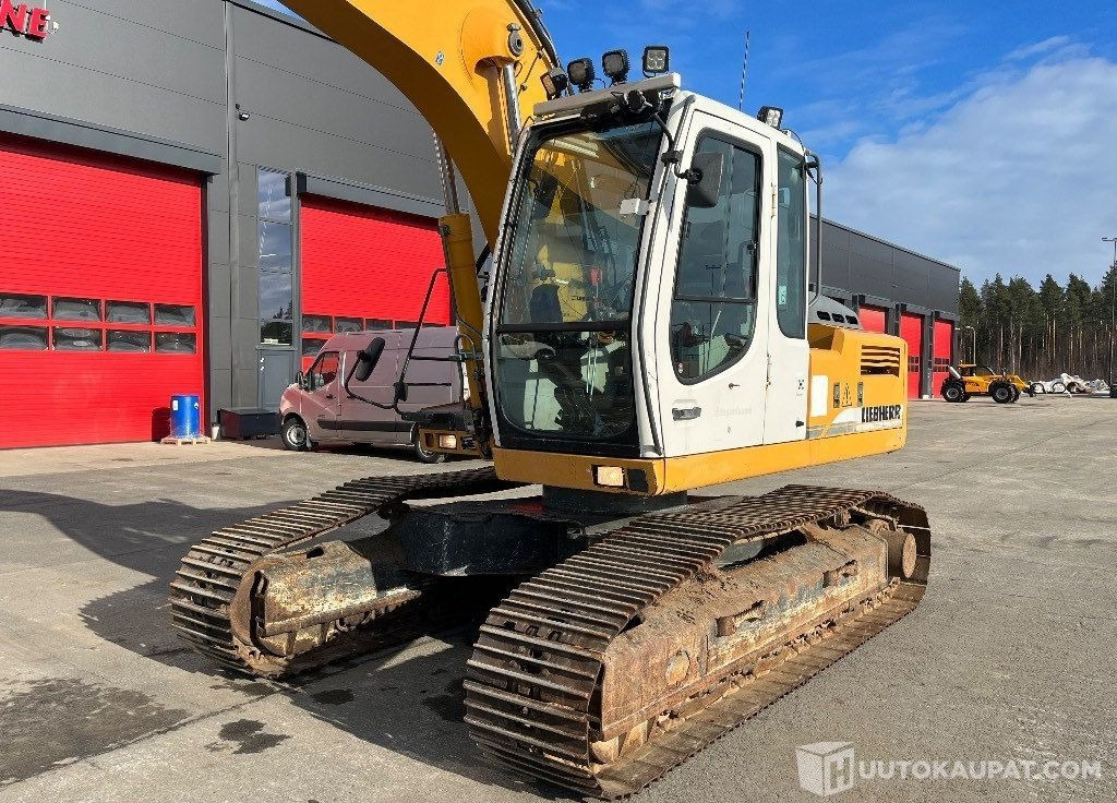 Liebherr 904 / Engcon, Kauha, Rasvari, Lämmitin, 2004, 20 987 h Kaivinkone, Ilmajoki - 履带式挖掘机:图2 Liebherr 904 / Engcon, Kauha, Rasvari, Lämmitin, 2004, 20 987 h Kaivinkone, Ilmajoki - 履带式挖掘机:图2