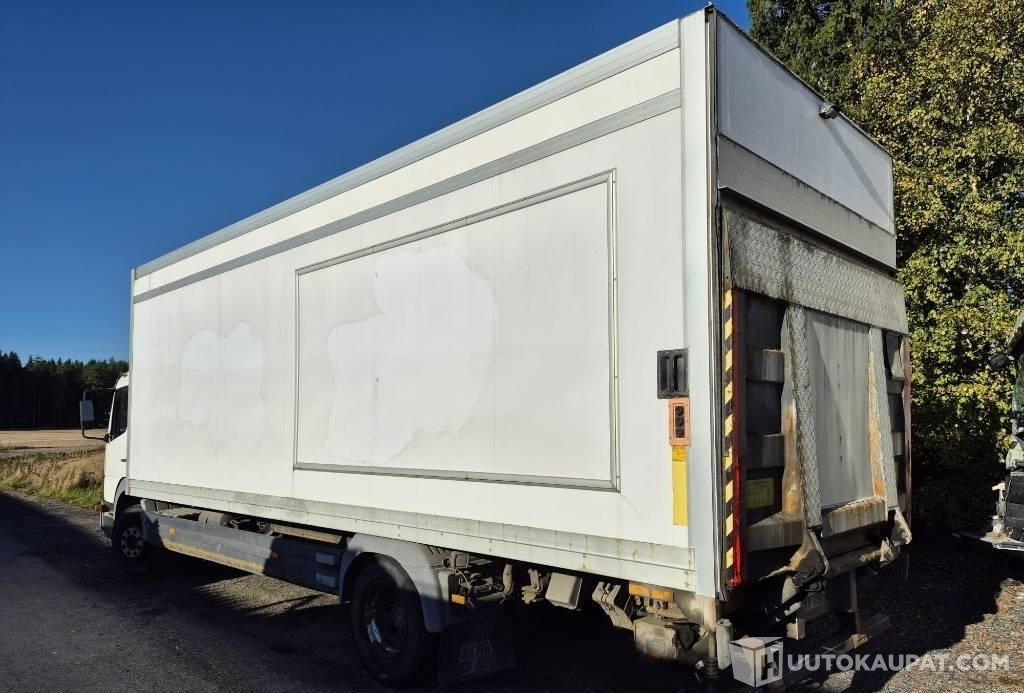 Mercedes-Benz Atego 1223 umpikori+pl nostin, 2003, 323 000 km, Forssa - 厢式卡车:图4 Mercedes-Benz Atego 1223 umpikori+pl nostin, 2003, 323 000 km, Forssa - 厢式卡车:图4