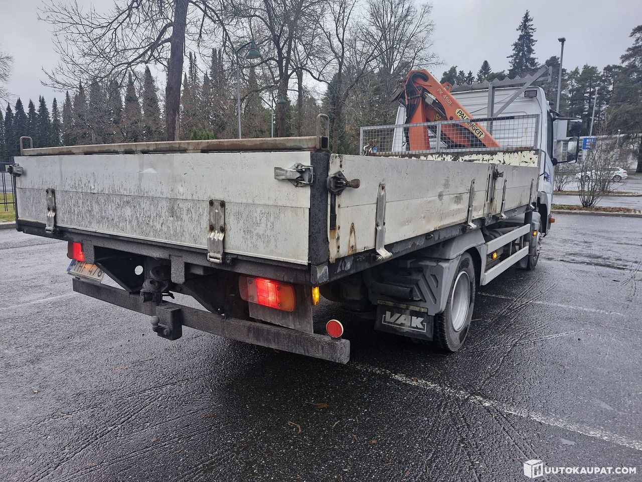 Mercedes-Benz Atego Palfingerillä, 1999, Tampere - 栏板式/ 平板卡车, 起重车:图5 Mercedes-Benz Atego Palfingerillä, 1999, Tampere - 栏板式/ 平板卡车, 起重车:图5
