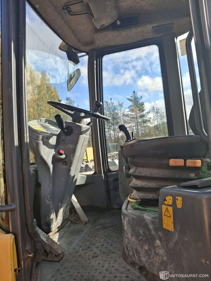 Pyöräkuormaaja Volvo L40 B, vuosimalli 2003, Nurmijärvi - 轮式装载机:图5 Pyöräkuormaaja Volvo L40 B, vuosimalli 2003, Nurmijärvi - 轮式装载机:图5