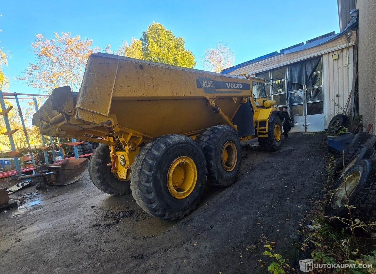 Volvo A25c6.7 6x6 dumpperi, 25545h, 1998, Kurikka - 铰接式自卸车:图3 Volvo A25c6.7 6x6 dumpperi, 25545h, 1998, Kurikka - 铰接式自卸车:图3