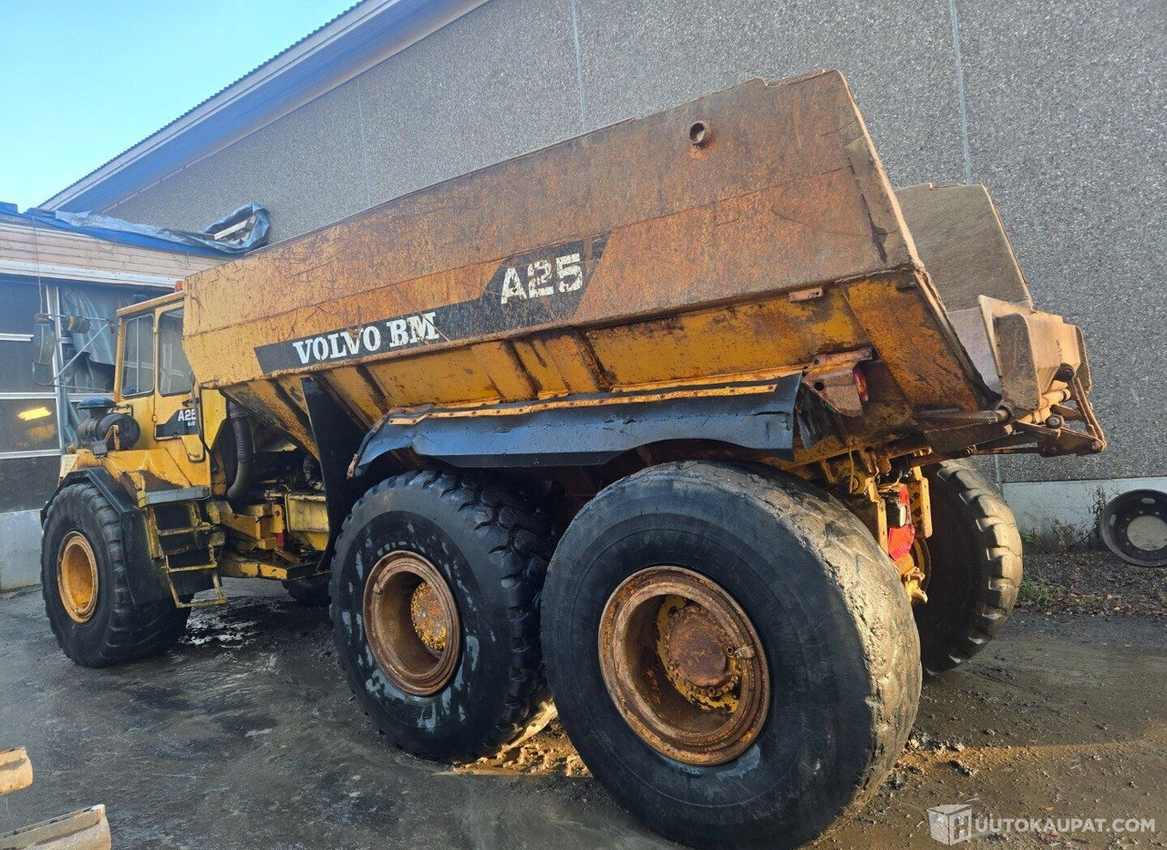 Volvo BM A25 dumpperi, 1990, 161843H, Kurikka - 铰接式自卸车:图2 Volvo BM A25 dumpperi, 1990, 161843H, Kurikka - 铰接式自卸车:图2