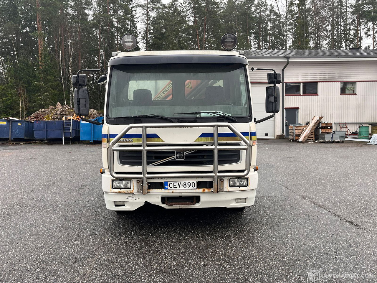 Volvo FL612-FL6H-42R/400, kuorma-auto nosturilla, 2001, Rusko - 栏板式/ 平板卡车, 起重车:图2 Volvo FL612-FL6H-42R/400, kuorma-auto nosturilla, 2001, Rusko - 栏板式/ 平板卡车, 起重车:图2