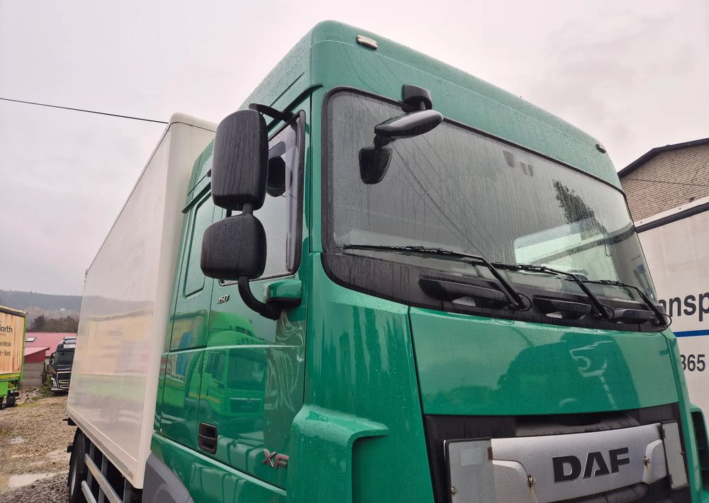 DAF XF ORYGINALNY PRZEBIEG z Niemiec / TANDEM ZESTAW PRZEJAZDOWY Z WINDĄ - 厢式卡车:图5 DAF XF ORYGINALNY PRZEBIEG z Niemiec / TANDEM ZESTAW PRZEJAZDOWY Z WINDĄ - 厢式卡车:图5