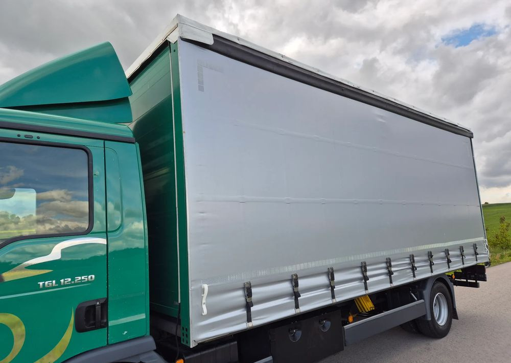 MAN TGL 12.250 6.2m AUTOMAT KLIMA z Niemiec ESP nowe opony EURO 6 / 4.75 rozstaw / zawiesie na wózek widłowy / TOP STAN / okazja nauka jazdy MOŻLIWOŚĆ DOSTOSOWANIA 12t - 侧帘卡车:图4 MAN TGL 12.250 6.2m AUTOMAT KLIMA z Niemiec ESP nowe opony EURO 6 / 4.75 rozstaw / zawiesie na wózek widłowy / TOP STAN / okazja nauka jazdy MOŻLIWOŚĆ DOSTOSOWANIA 12t - 侧帘卡车:图4