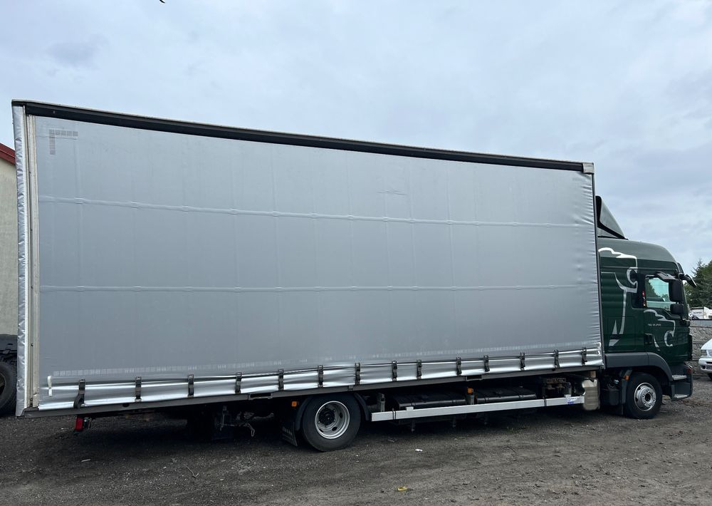 MAN TGL 12.250 GLOB UNIKAT z Niemiec BDF firanka / AUTOMAT HAK / EURO 6 / BDF 7.40 wysoki / MICHELIN 80% - 侧帘卡车:图2 MAN TGL 12.250 GLOB UNIKAT z Niemiec BDF firanka / AUTOMAT HAK / EURO 6 / BDF 7.40 wysoki / MICHELIN 80% - 侧帘卡车:图2
