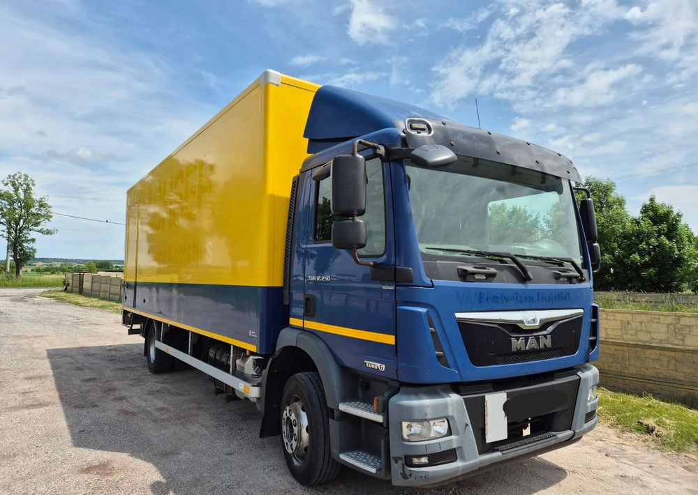 MAN TGM TGL 12.250 z Holandii KLIMA 7.2m AUTOMAT WINDA TOP CENA euro 6 nauka jazdy ESP ASR - 厢式卡车:图1 MAN TGM TGL 12.250 z Holandii KLIMA 7.2m AUTOMAT WINDA TOP CENA euro 6 nauka jazdy ESP ASR - 厢式卡车:图1