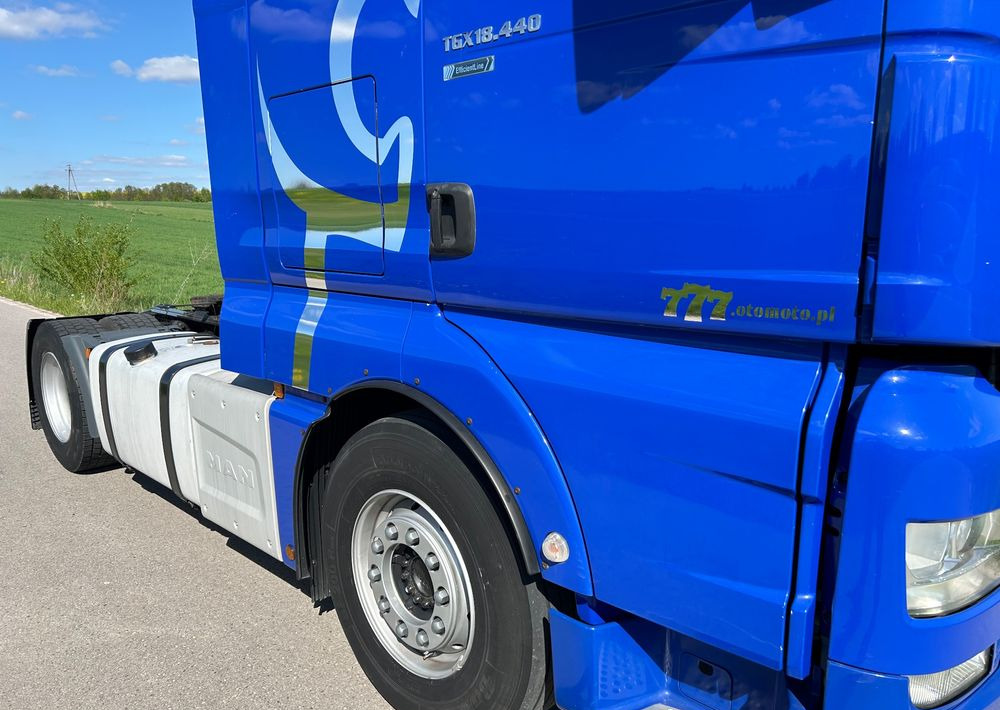 MAN TGS 18.440 NAUKA JAZDY ELKA AUTOMAT 4x2 STANDARD 315/70r22.5 SUPER STAN TGX 470 460 420 430 500 510 400 360 410 - 牵引车:图3 MAN TGS 18.440 NAUKA JAZDY ELKA AUTOMAT 4x2 STANDARD 315/70r22.5 SUPER STAN TGX 470 460 420 430 500 510 400 360 410 - 牵引车:图3