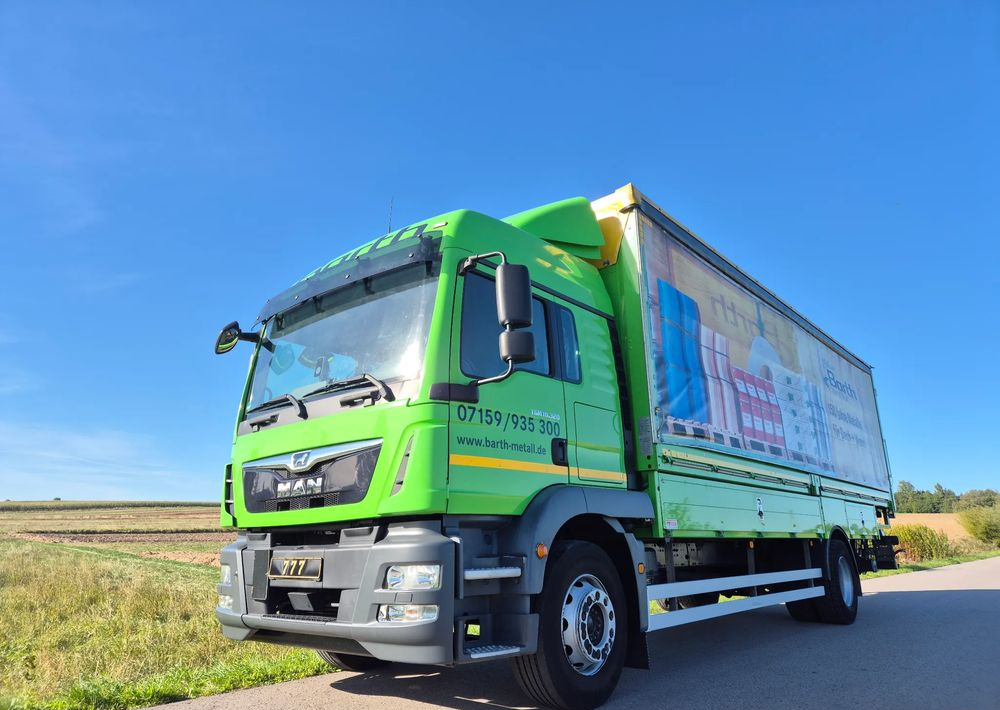 MAN Tgm 18.320 FULL SERWIS UNIKAT TOP ORYGINALNY PRZEBIEG z Niemiec AUTOMAT WINDA ACC Pirelli klima postojowa 18.250 18.290 15.250 15.290 15.320 - 侧帘卡车:图2 MAN Tgm 18.320 FULL SERWIS UNIKAT TOP ORYGINALNY PRZEBIEG z Niemiec AUTOMAT WINDA ACC Pirelli klima postojowa 18.250 18.290 15.250 15.290 15.320 - 侧帘卡车:图2