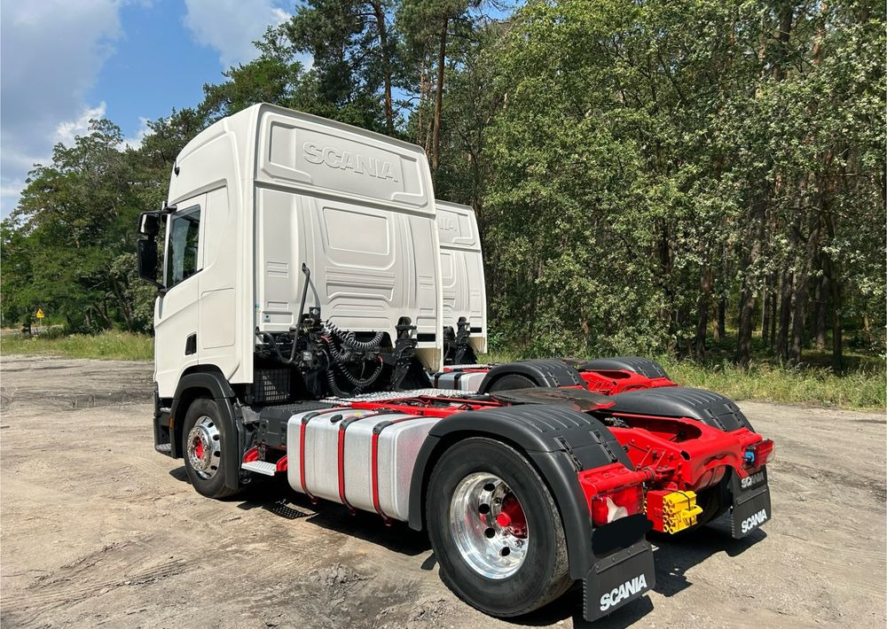 Scania R450 NAUKA JAZDY RETARDER STANDARD 7300kg / DOBRA POD WYWROTKĘ / KLIMA POSTOJOWA z Niemiec HYDRAULIKA - 牵引车:图4 Scania R450 NAUKA JAZDY RETARDER STANDARD 7300kg / DOBRA POD WYWROTKĘ / KLIMA POSTOJOWA z Niemiec HYDRAULIKA - 牵引车:图4