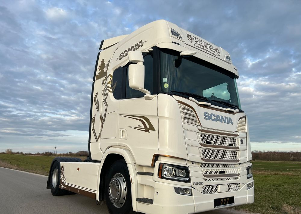 Scania R500 FULL AIR 2019 10x poduszki KLIMA POSTOJOWA / RETARDER / FULL SPOJLER / TOP STAN / od jedynego właściciela ! HYDRAULIKA spod beczki spożywczej ! / do wywrotu ruchomej podłogi beczki TOP TOP - 牵引车:图3 Scania R500 FULL AIR 2019 10x poduszki KLIMA POSTOJOWA / RETARDER / FULL SPOJLER / TOP STAN / od jedynego właściciela ! HYDRAULIKA spod beczki spożywczej ! / do wywrotu ruchomej podłogi beczki TOP TOP - 牵引车:图3