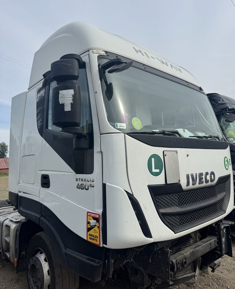 IVECO STRALIS HI-WAY E6 truck - 驾驶室 适用于 卡车:图4 IVECO STRALIS HI-WAY E6 truck - 驾驶室 适用于 卡车:图4