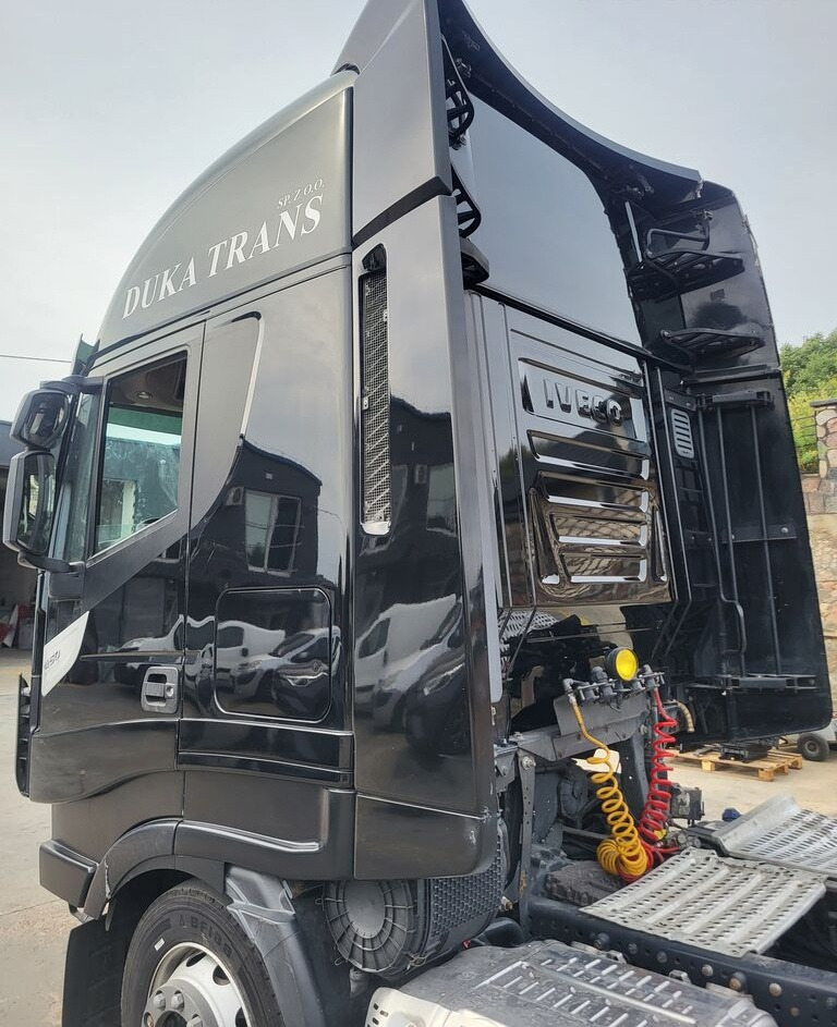 IVECO Stralis Hi-Way XP 2017r. Lift truck - 驾驶室 适用于 卡车:图3 IVECO Stralis Hi-Way XP 2017r. Lift truck - 驾驶室 适用于 卡车:图3