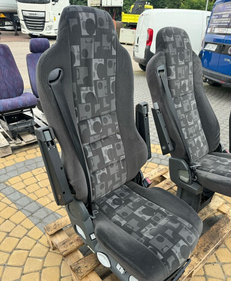 Mercedes-Benz ACTROS MP 2 MP 3 AXOR truck - 座椅 适用于 卡车:图2 Mercedes-Benz ACTROS MP 2 MP 3 AXOR truck - 座椅 适用于 卡车:图2