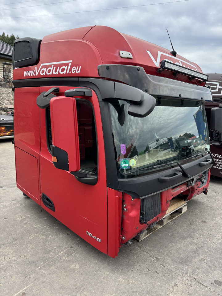 Mercedes-Benz ACTROS MP 4 2018 ROK truck - 驾驶室 适用于 卡车:图2 Mercedes-Benz ACTROS MP 4 2018 ROK truck - 驾驶室 适用于 卡车:图2