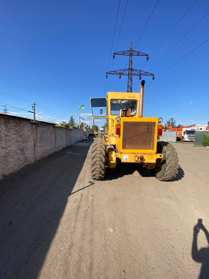 KOMATSU GD661А-1 - 平路机:图3 KOMATSU GD661А-1 - 平路机:图3