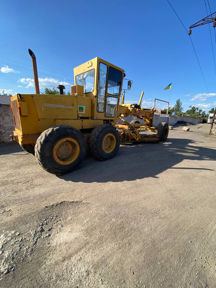 KOMATSU GD661А-1 - 平路机:图2 KOMATSU GD661А-1 - 平路机:图2