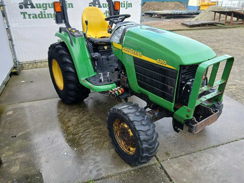 John Deere 4310 - 拖拉机:图4 John Deere 4310 - 拖拉机:图4