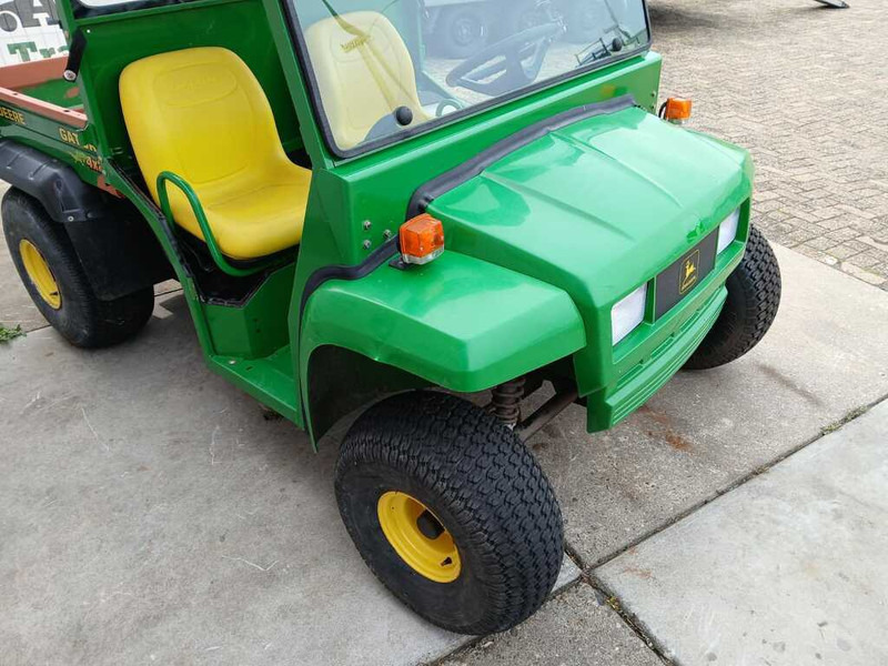John Deere Gator TS 4x2 - 园林耕作机:图3 John Deere Gator TS 4x2 - 园林耕作机:图3