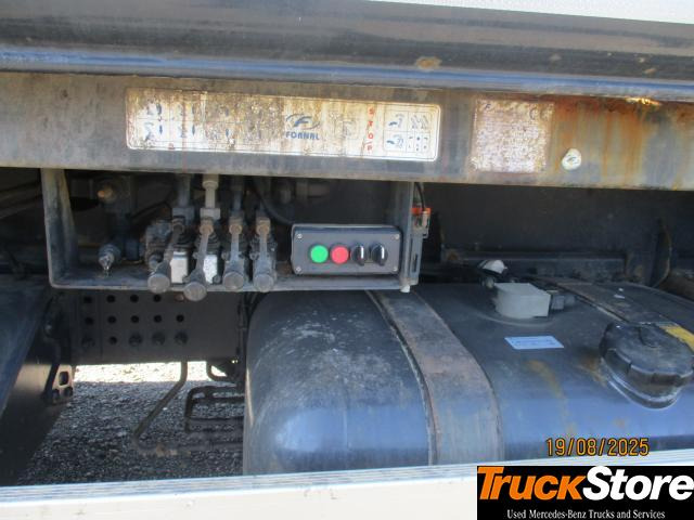 Mercedes-Benz Arocs 1845 LK - 箕斗装载车:图5 Mercedes-Benz Arocs 1845 LK - 箕斗装载车:图5
