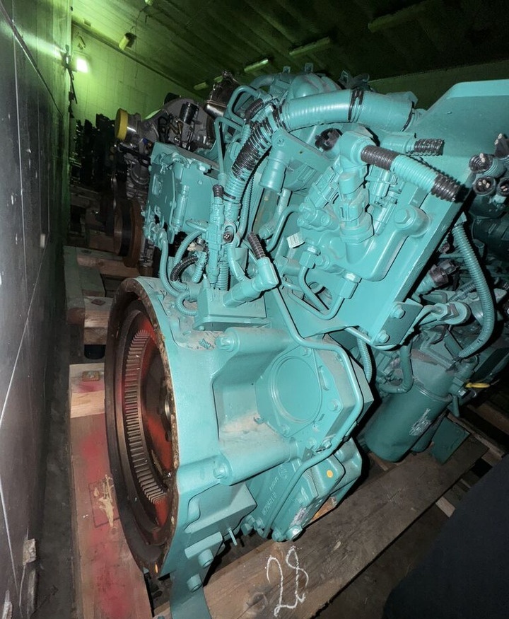 Volvo D6J - 发动机 适用于 挖掘机:图3 Volvo D6J - 发动机 适用于 挖掘机:图3
